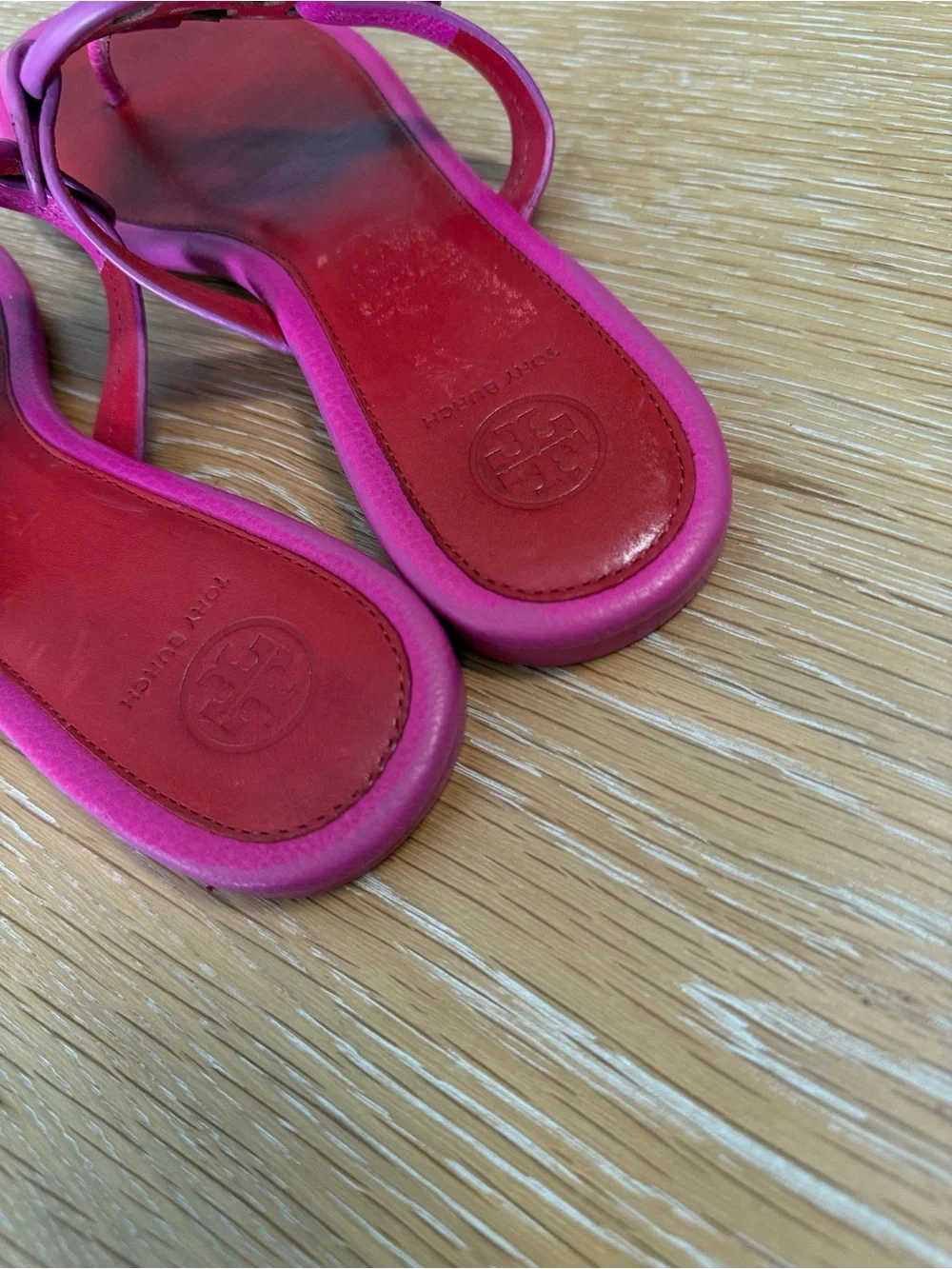 Tory Burch Miller Hot Pink Fuchsia Leather Logo Thong Sandals size 8.5